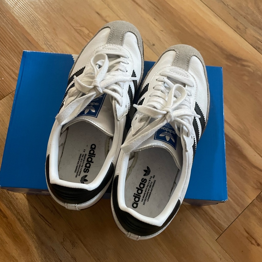 Adidas samba